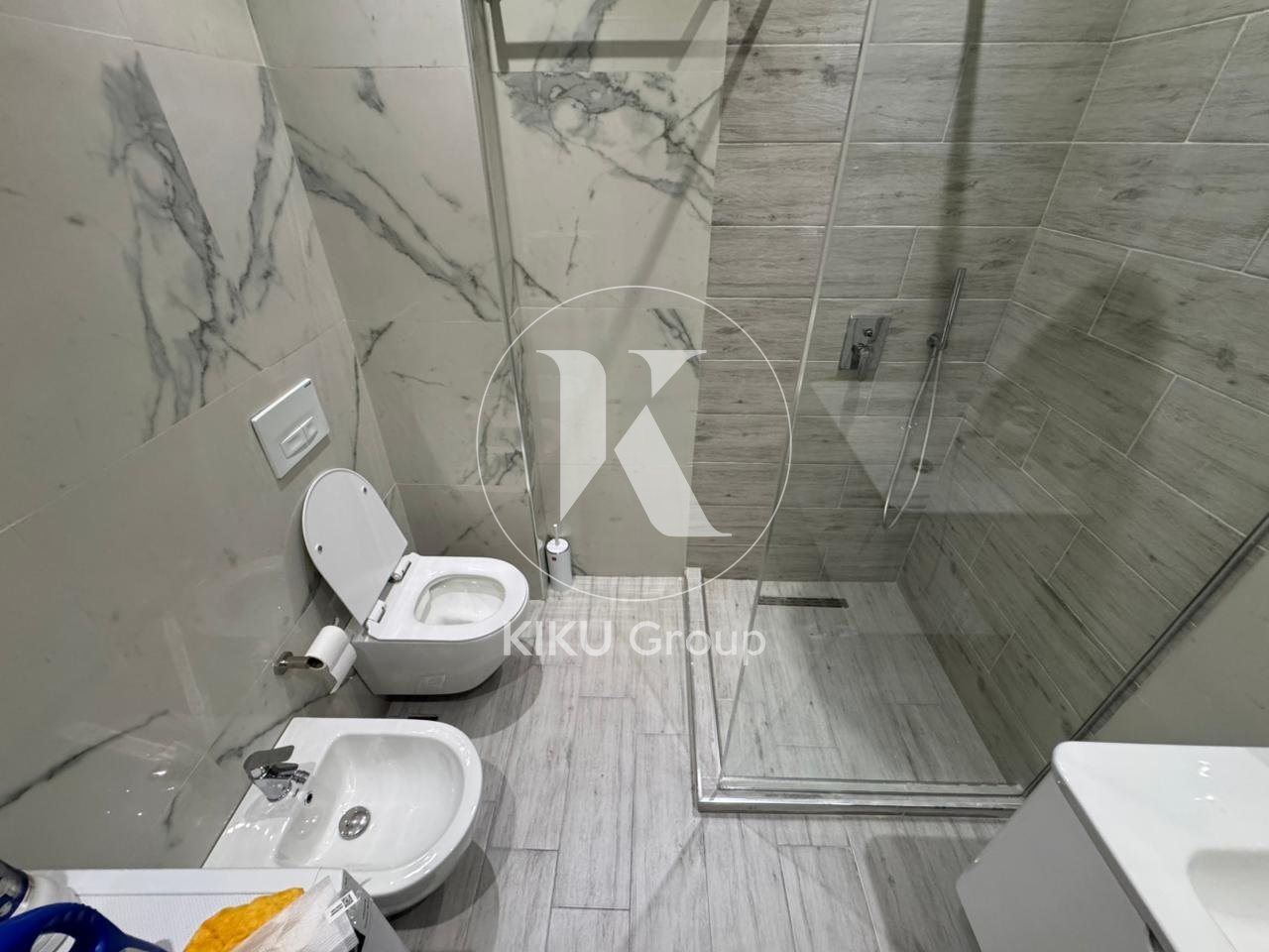 APARTMENT 2+1+2 FOR RENT – LAKE LAND, FARKË