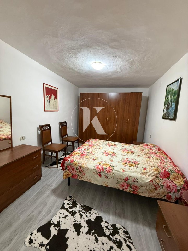 JEPET ME QIRA – APARTAMENT 1+1, RRUGA E KOSOVARËVE