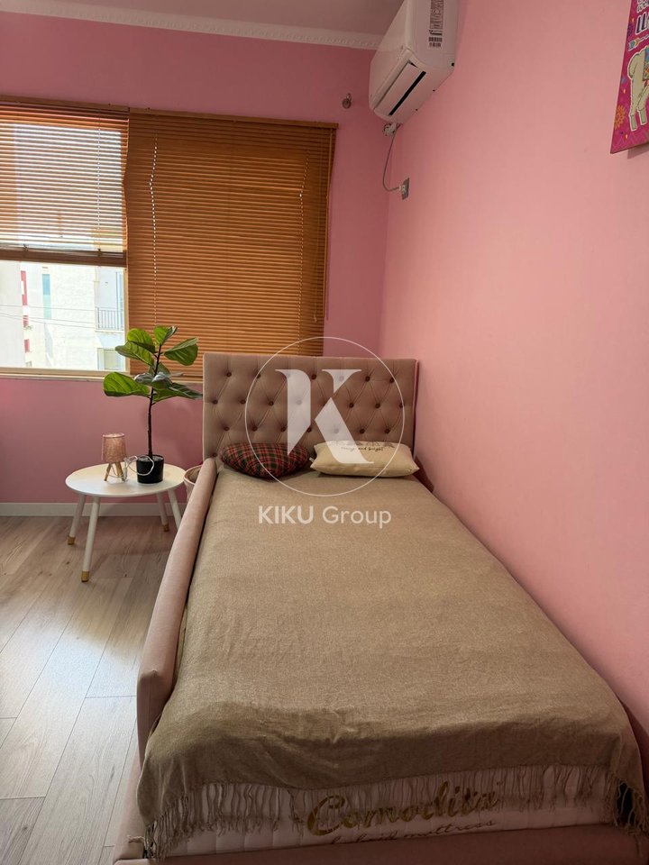 Apartament 2+1+2 me Post Parkimi me Qira në Yzberisht