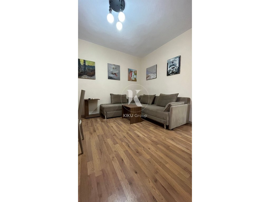 Jepet apartament 2+1 me qera tek Rruga e Durrësit.