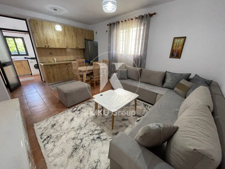 Apartament 1+1 + Post Parkimi me Qira – Ali Demi, Tiranë