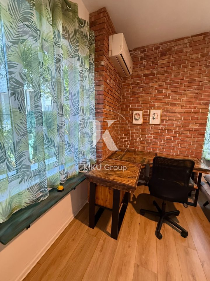 Casa privata 3+1+2 in affitto in Via Pjetër Budi