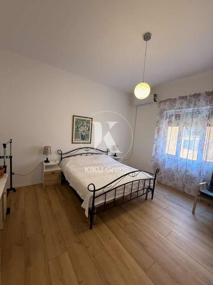 Casa privata 3+1+2 in affitto in Via Pjetër Budi