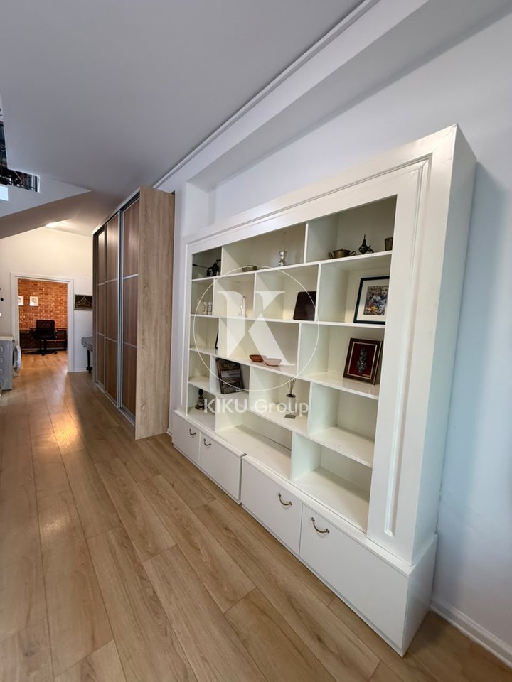 Casa privata 3+1+2 in affitto in Via Pjetër Budi