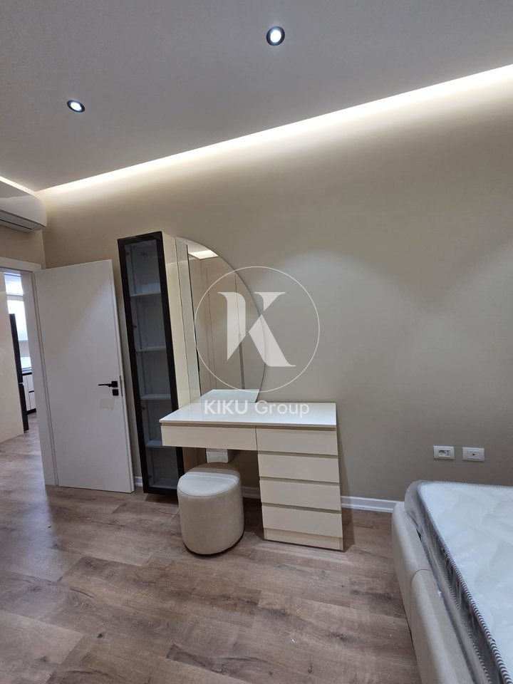 Apartament 1+1 me Qira – Rruga 5 Maji, pranë Conad