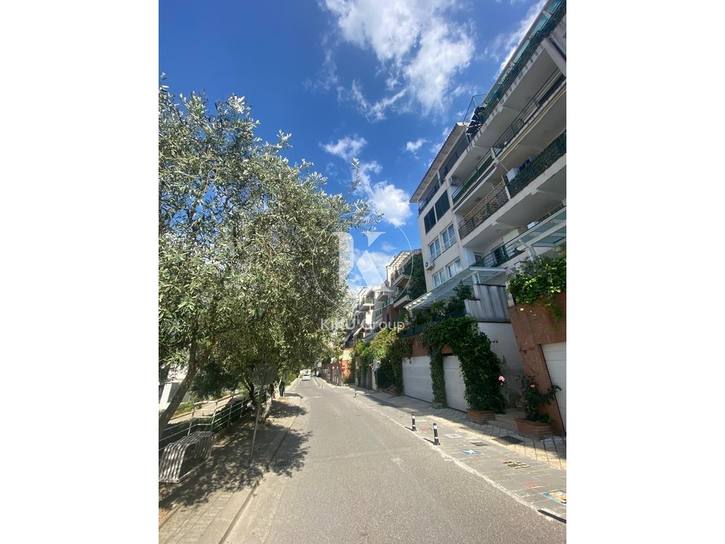 Shitet Apartament 1+1 – Kodra e Diellit, Tiranë