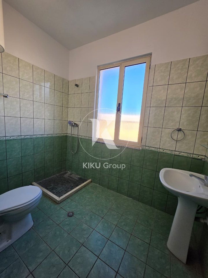 Apartament 2+1+2 me Qira – Pallatet Çabej