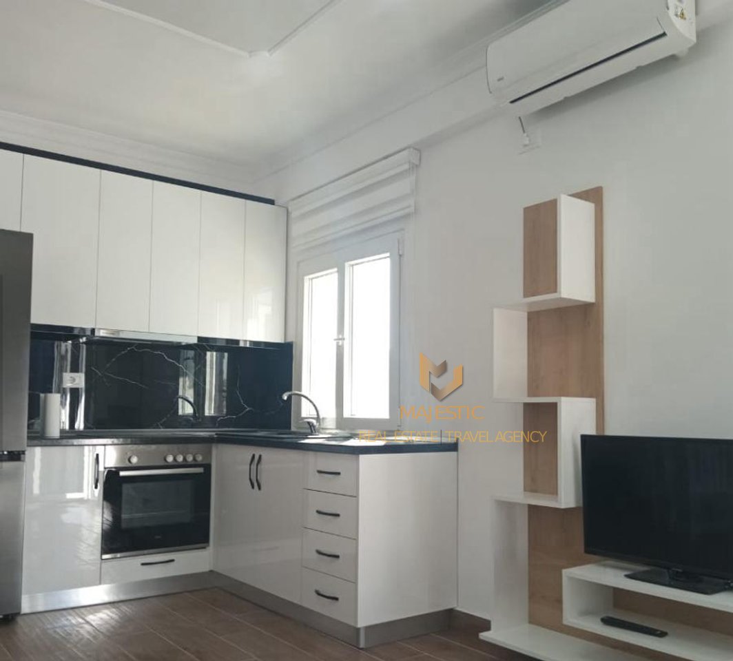 Si affitta appartamento 1+1 dopo Marin Barleti, via Gjin Gjergji, Selite.