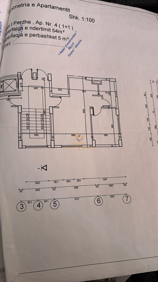 Vendesi appartamento 1+1 vicino a via Bill Clinton *senza balcone*