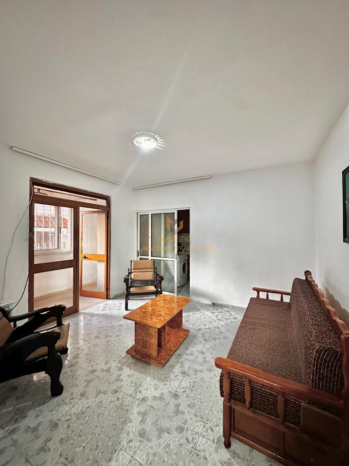 Business premises for rent

Location: Marko Bocani Street near LeBon