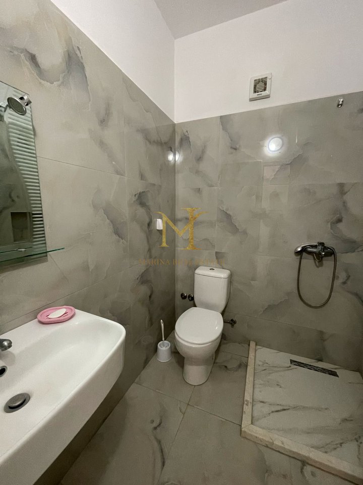 Jepet me qera apartament 2+1 ne Ish-Kenete,Durres!