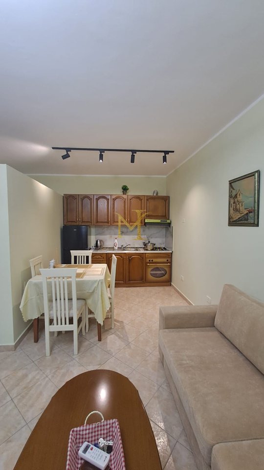 FOR RENT 1+1 APARTMENT IN RAILWAY BEACH!!