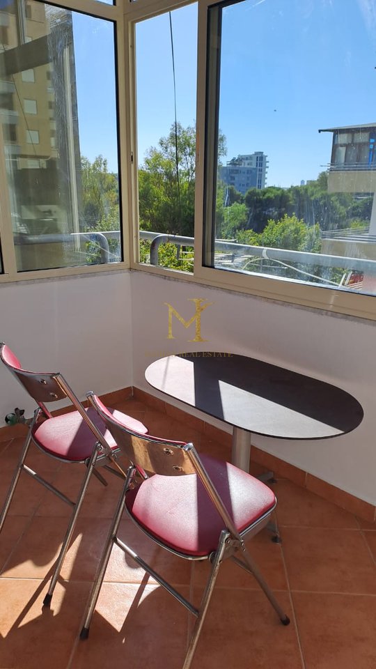 JEPET ME QERA Apartament 2+1ne Plazh Hekurudha – Durrës