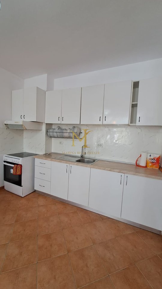 JEPET ME QERA Apartament 2+1ne Plazh Hekurudha – Durrës