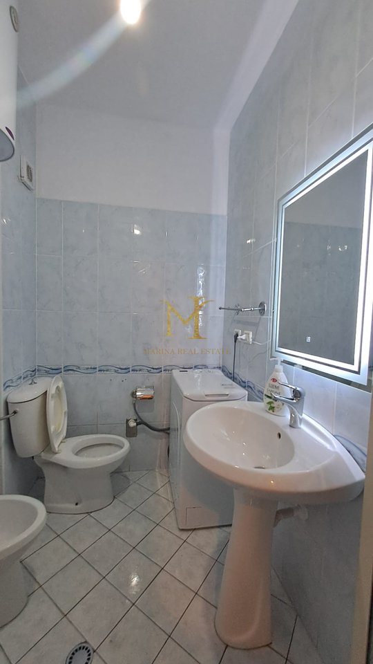 JEPET ME QERA Apartament 2+1ne Plazh Hekurudha – Durrës