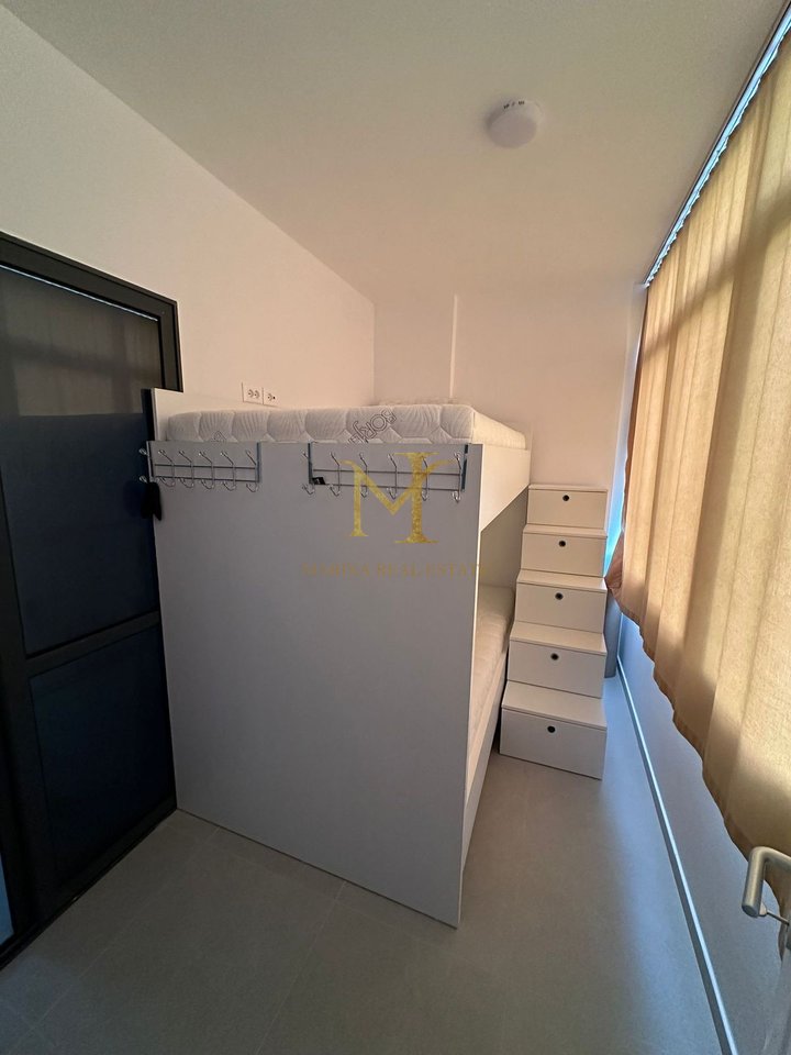 JEPET APARTAMENT I KONVERTUAR NE 2+1 , PLAZH HEKURUDHA !