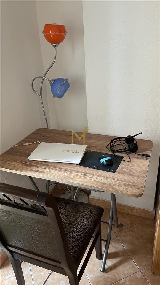 1+1 apartment for sale at Shkëmbi i Kavajës!!