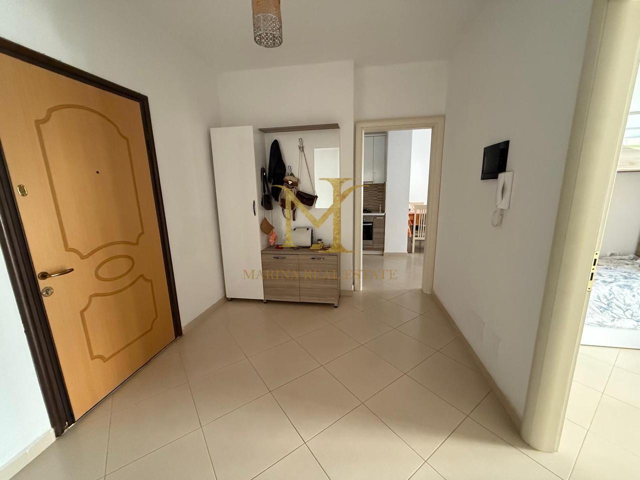 Apartamente 2+1 me Pamje deti ne plazh Rrota e Kuqe !