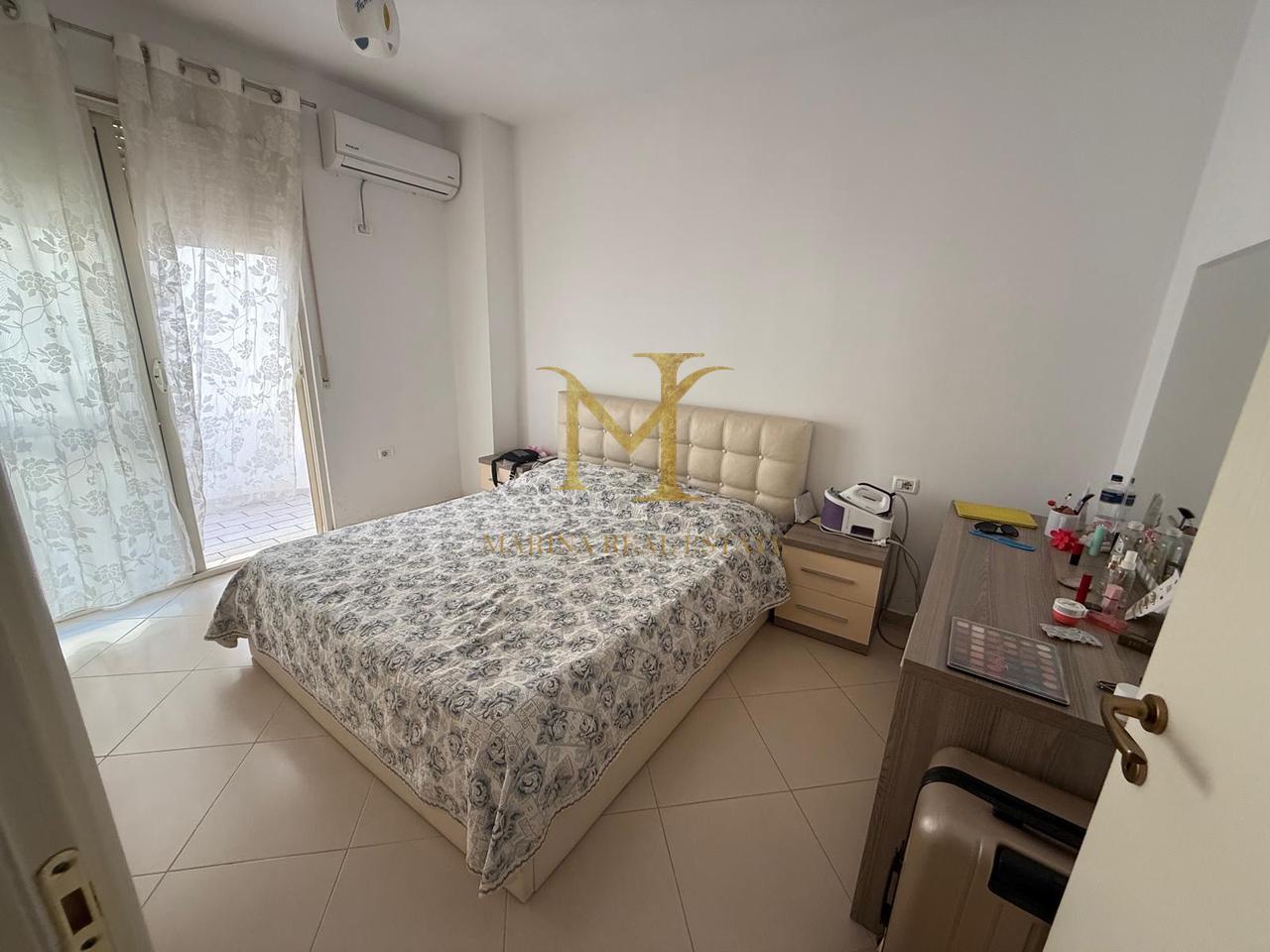 Apartamente 2+1 me Pamje deti ne plazh Rrota e Kuqe !
