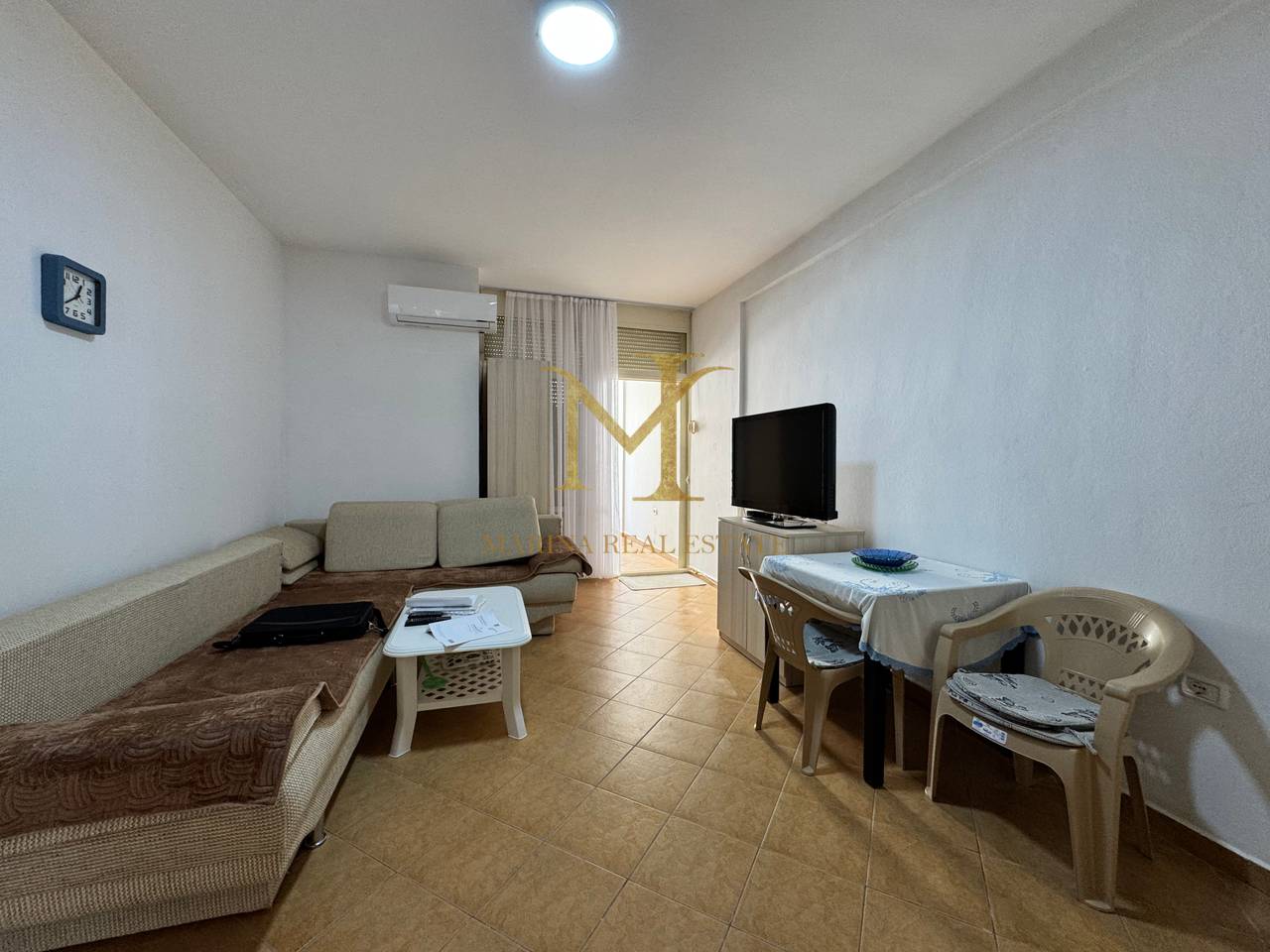 Jepet me Qera Apartament 1+1 Golem