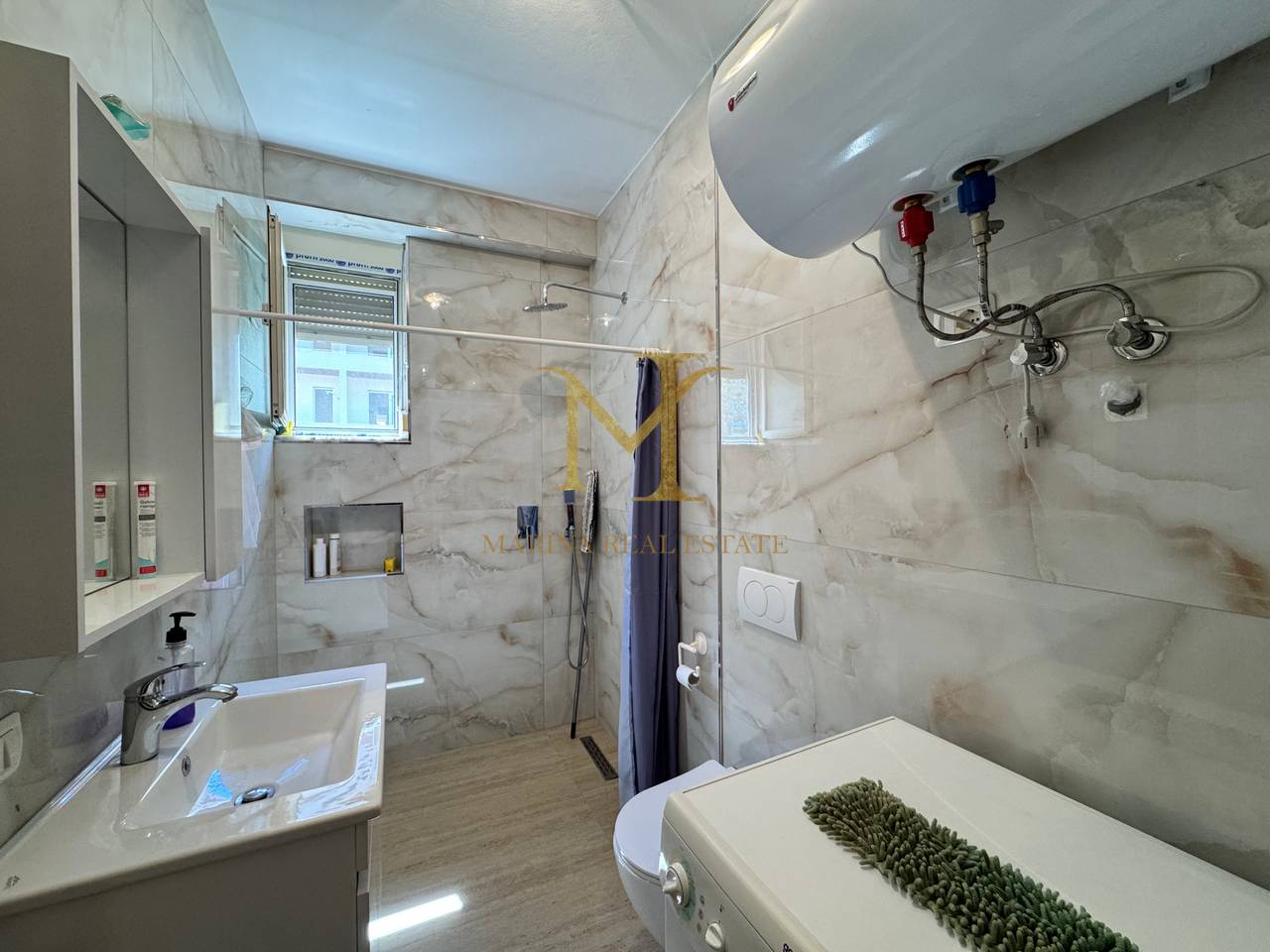 Jepet me Qera Apartament 1+1 Golem