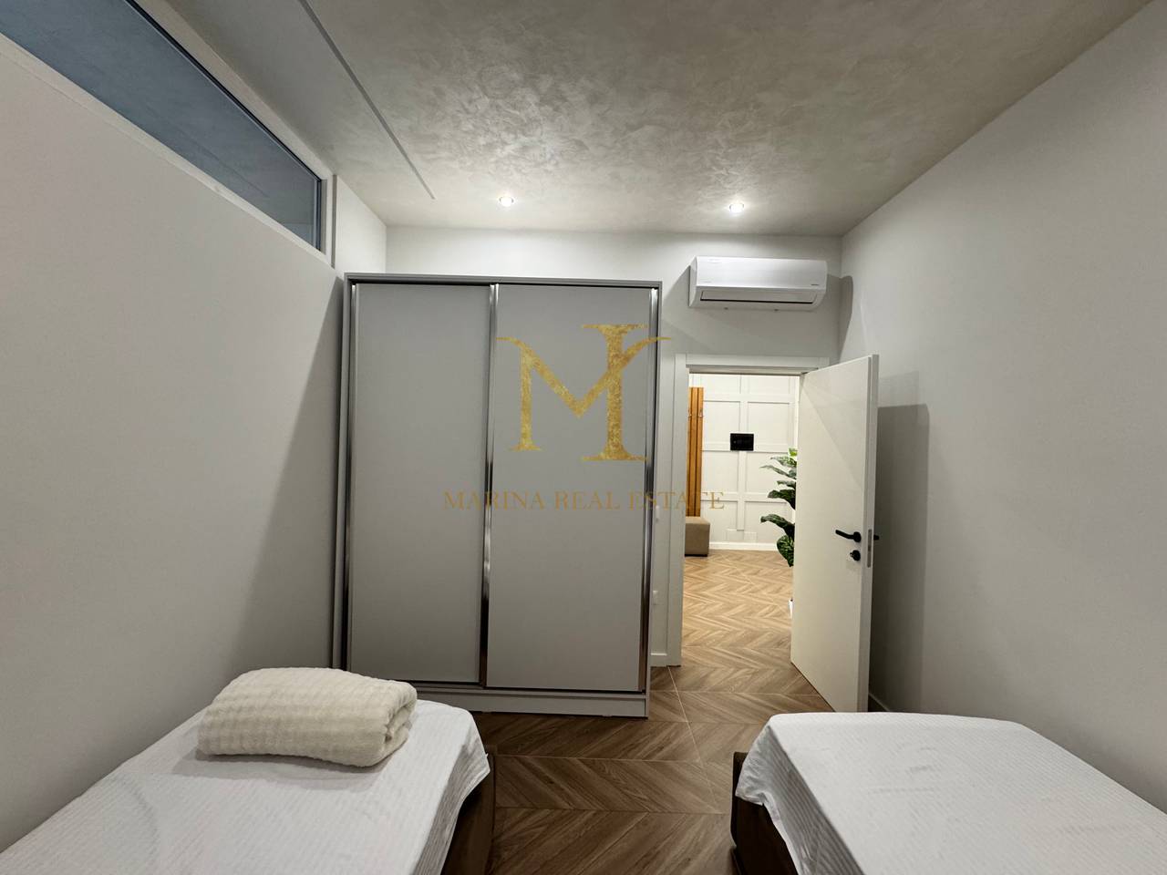 Qera apartament ne Durres, Vollga. 2+1 (shtepi tek 27 katshi)