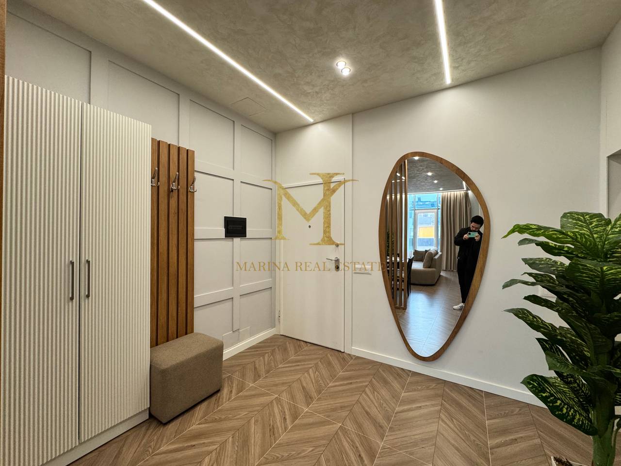 Qera apartament ne Durres, Vollga. 2+1 (shtepi tek 27 katshi)