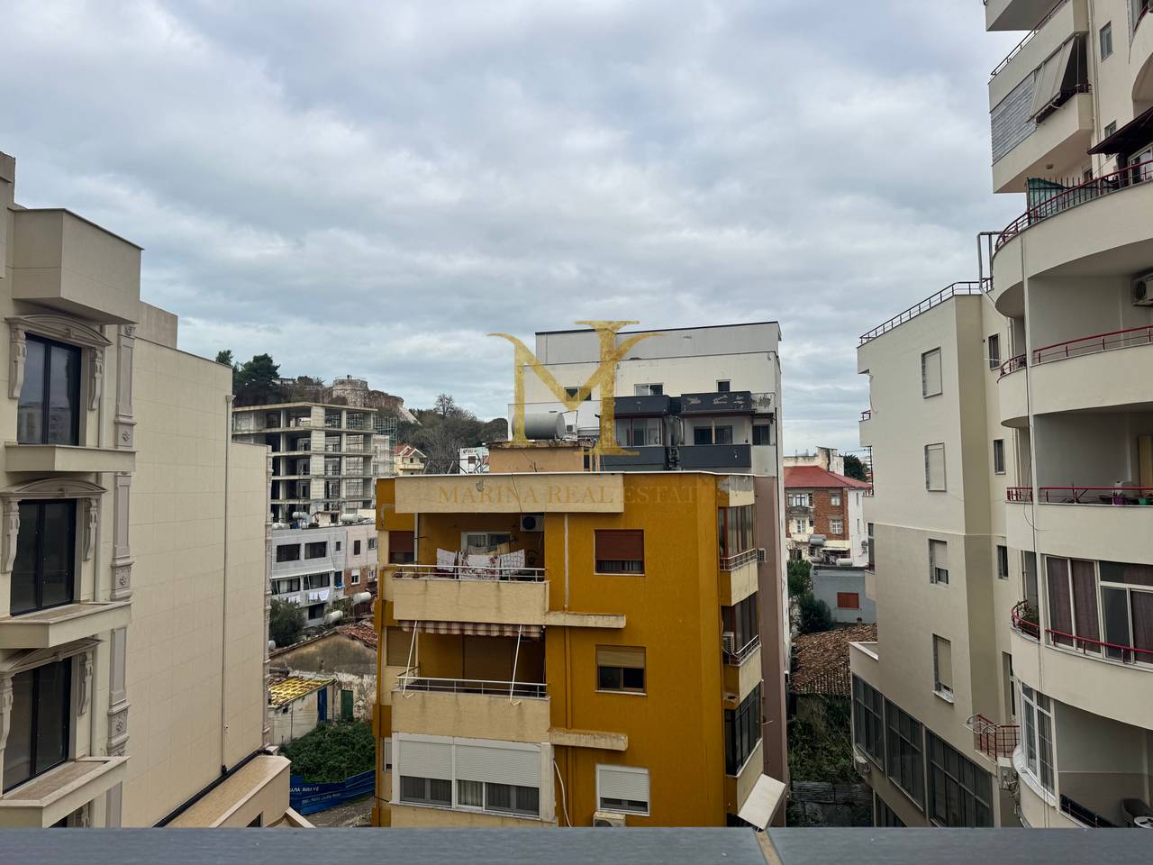 Qera apartament ne Durres, Vollga. 2+1 (shtepi tek 27 katshi)