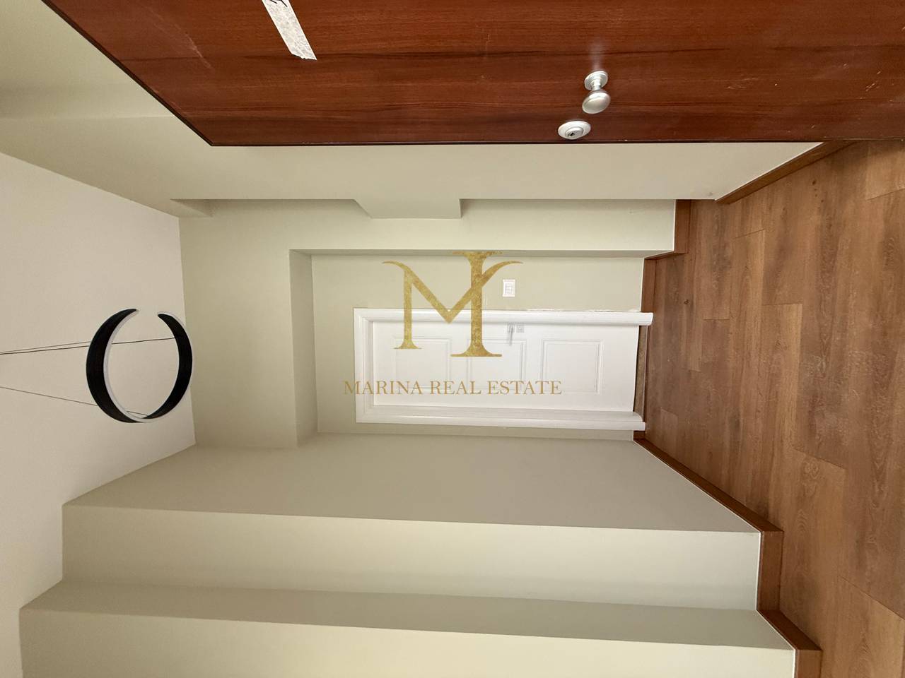 SHITET GARSONIERE NE SHKEMBIN E KAVAJES!!