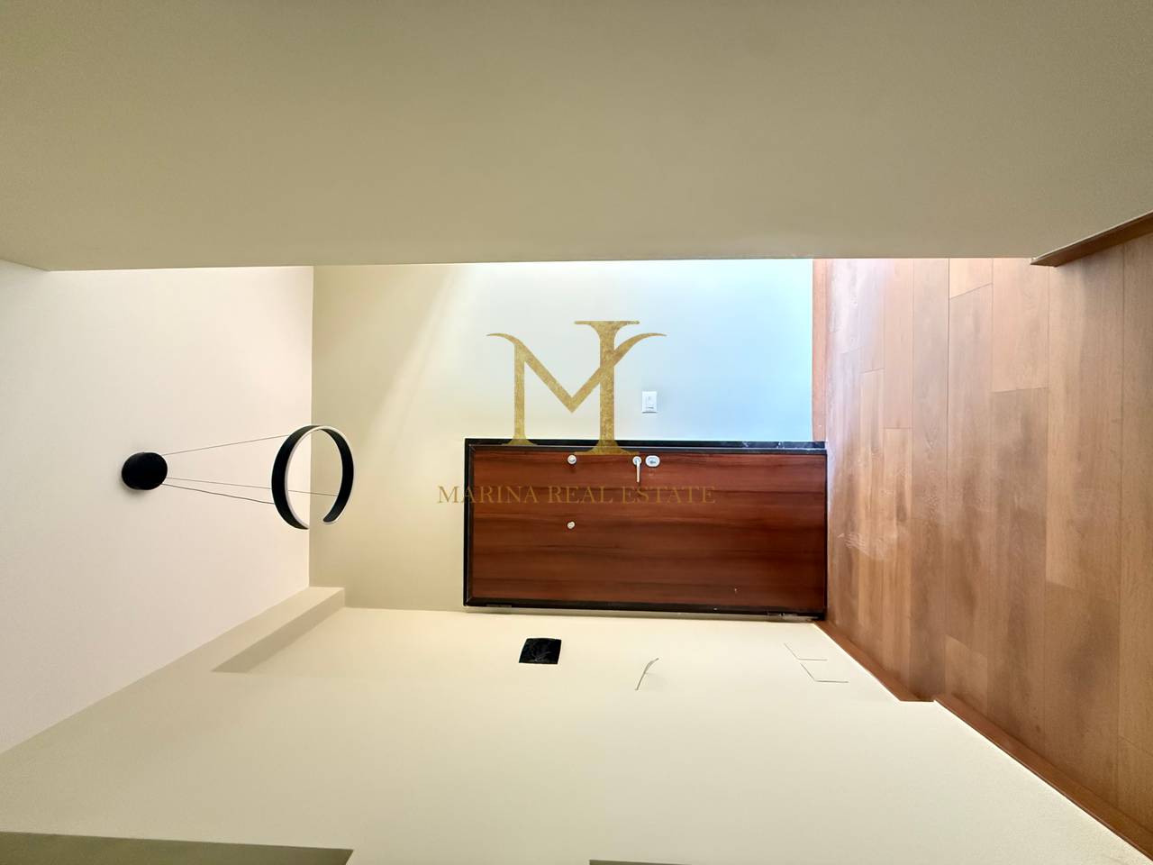 SHITET GARSONIERE NE SHKEMBIN E KAVAJES!!