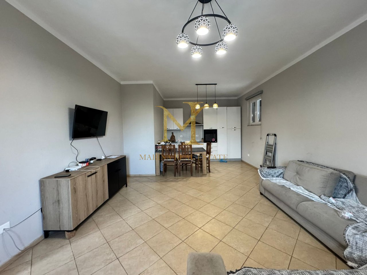 !!!!!SHITET VILA 2-KATESHE TE CEZMA E FERRES!!!!!