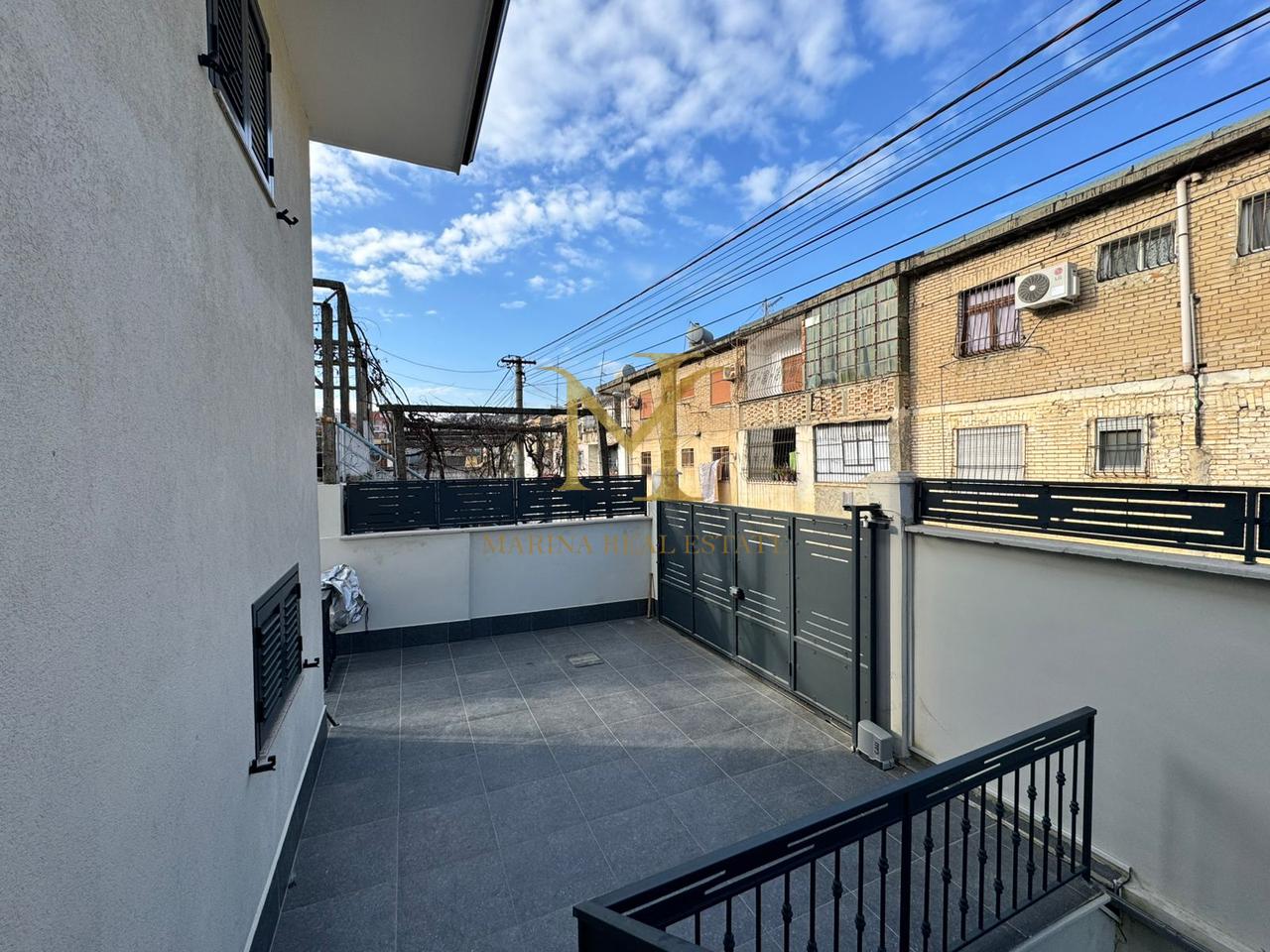 !!!!!SHITET VILA 2-KATESHE TE CEZMA E FERRES!!!!!