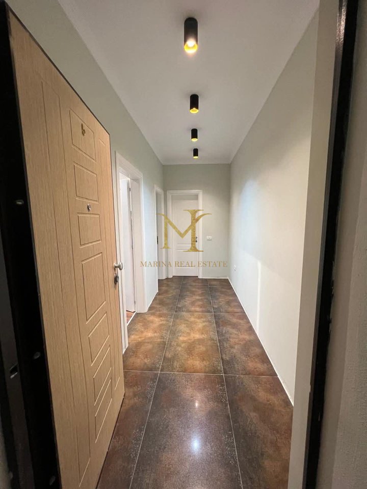 JEPET ME QERA APARTAMENT 1+1 NE PLAZH DURRES !!