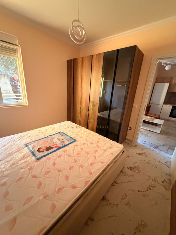 OFROHET PER SHITJE APARTAMENT 1+1 , NE SHKEMBIN E KAVAJES !