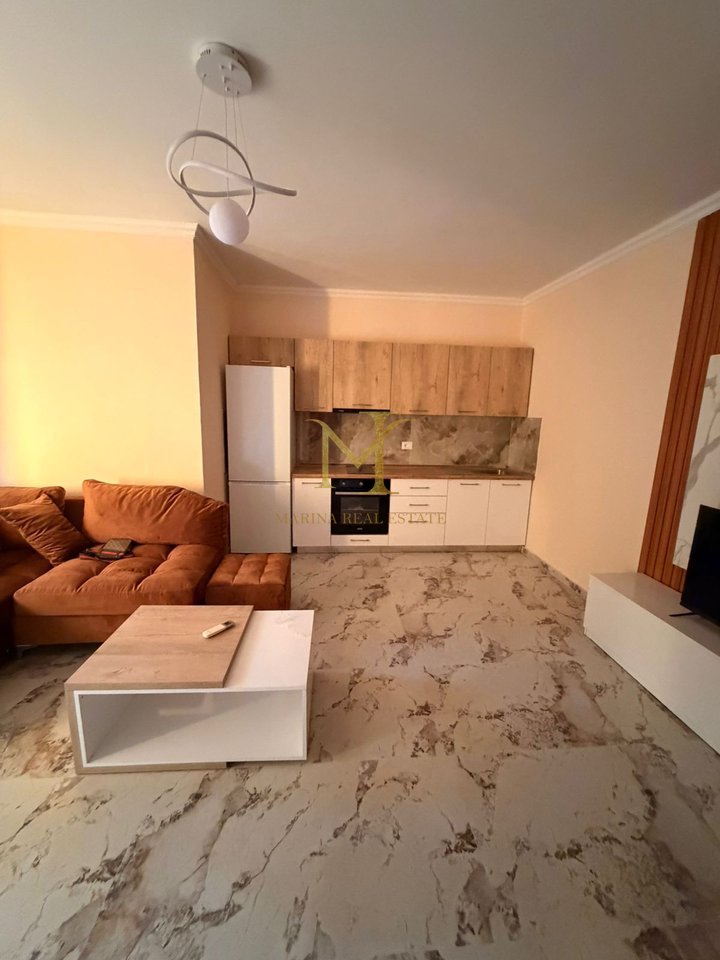 OFROHET PER SHITJE APARTAMENT 1+1 , NE SHKEMBIN E KAVAJES !