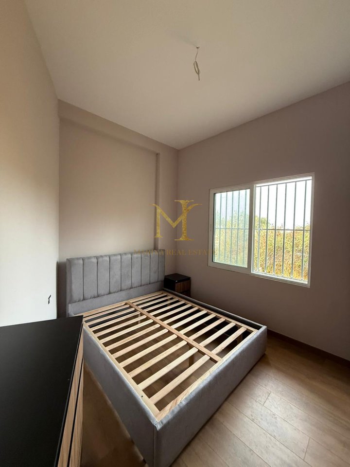 OFROHET PER SHITJE APARTAMENT 1+1 , NE SHKEMBIN E KAVAJES !