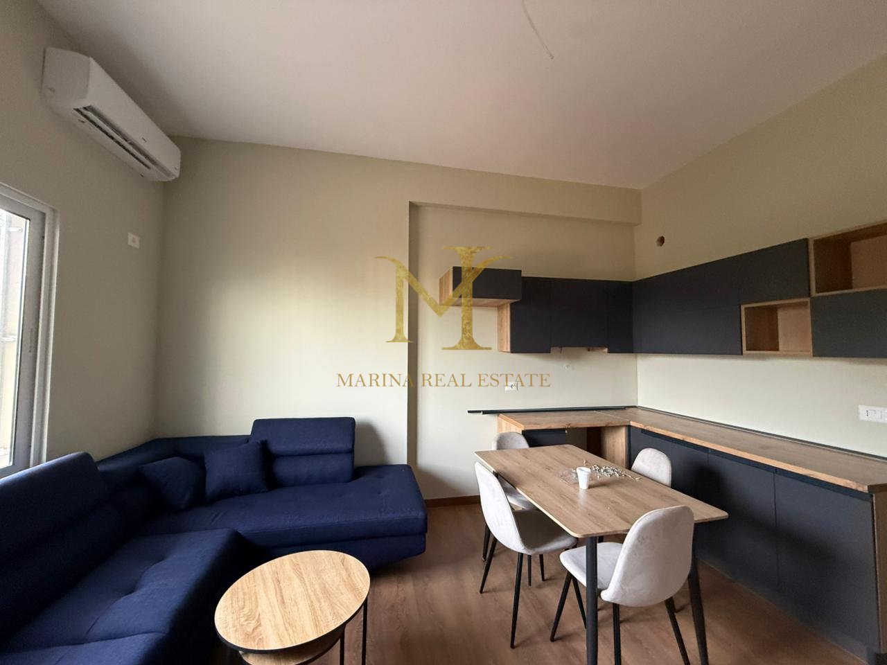 OFROHET PER SHITJE APARTAMENT 1+1 , NE SHKEMBIN E KAVAJES !