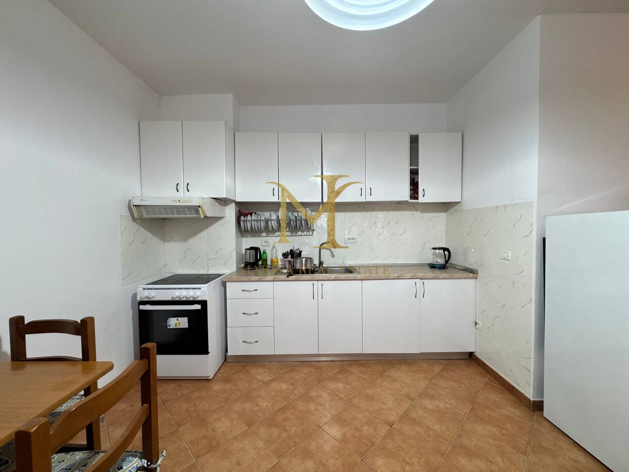 JEPET ME QERA Apartament 1+1ne Plazh Hekurudha – Durrës