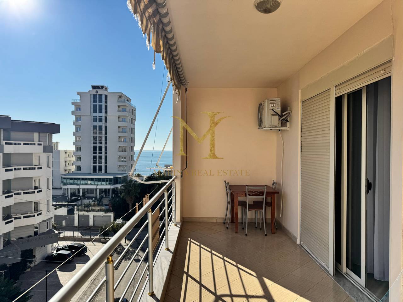 For rent 2+1 (2 bathrooms) with a spacious balcony with sea view