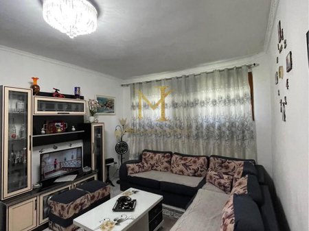 SHITET APARTAMENT 2+1 PRANE CEZMES SE FERRES!!