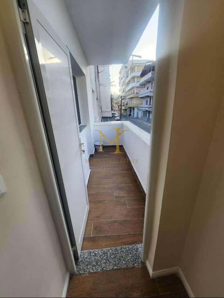 SHITET APARTAMENT 2+1 PRANE STADIUMIT !