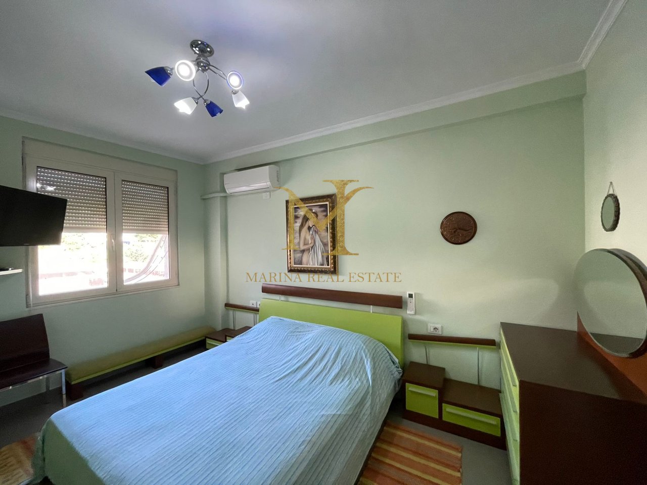 Apartament për shitje në vijë të parë me detin – Shkëmbi i Kavajës