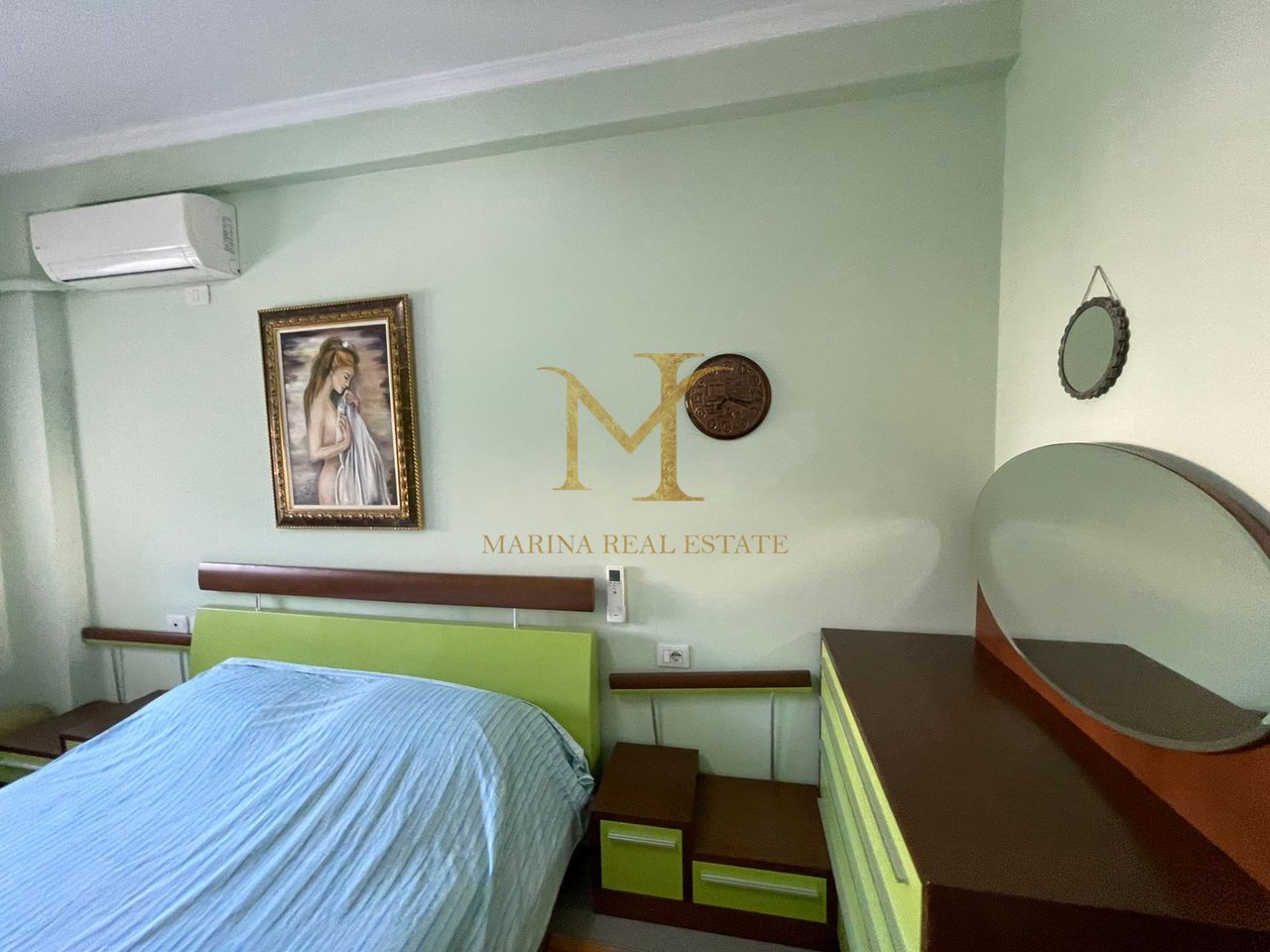 Apartament për shitje në vijë të parë me detin – Shkëmbi i Kavajës