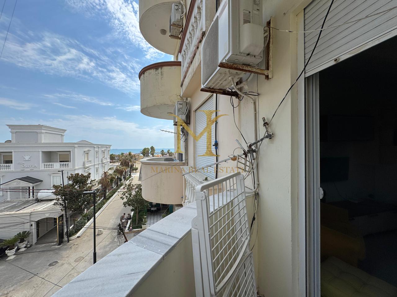 SI VENDE APPARTAMENTO 1+1 CON VISTA MARE E GARAGE A PLAZH HEKURUDHA!!