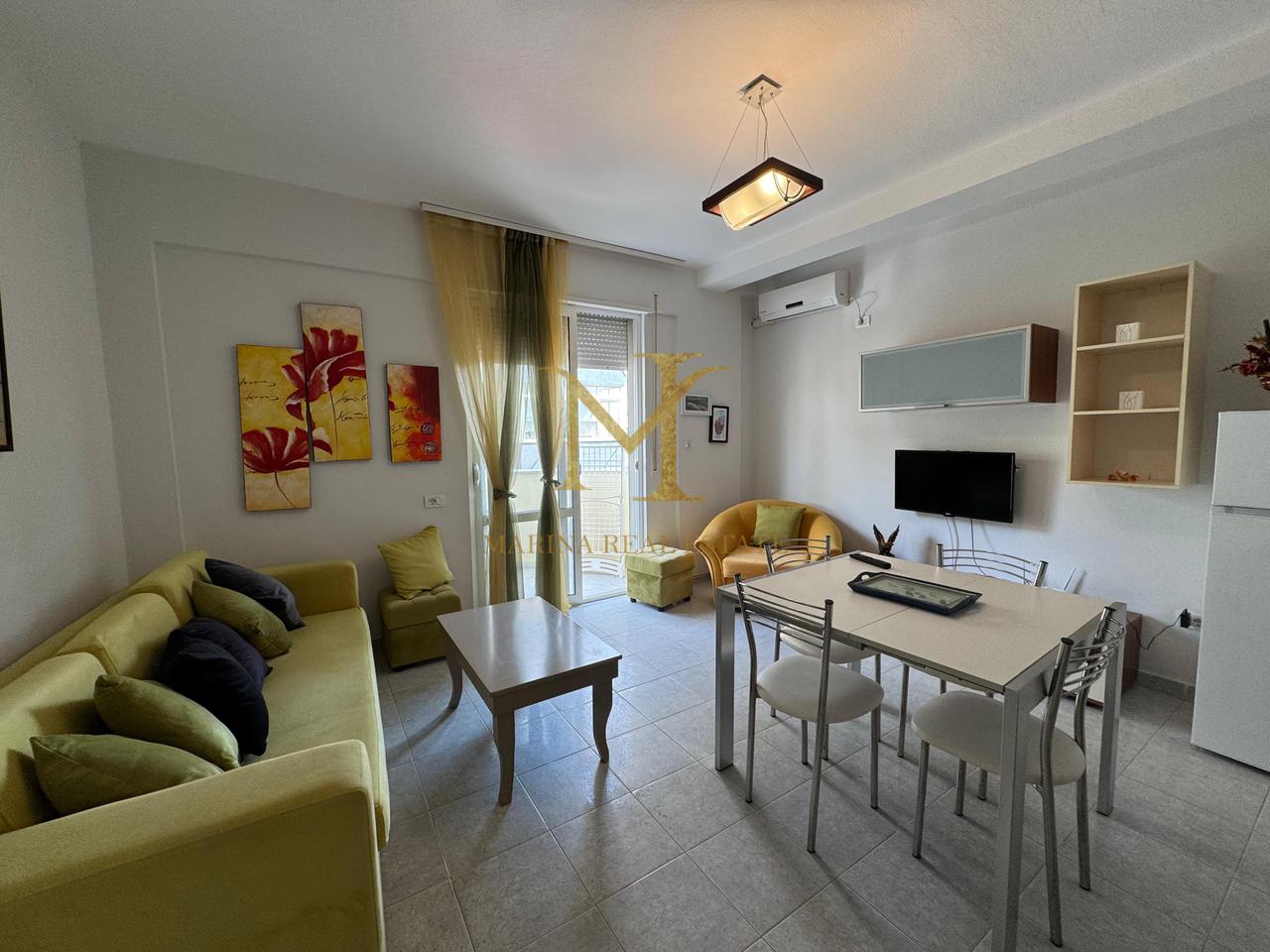 SI VENDE APPARTAMENTO 1+1 CON VISTA MARE E GARAGE A PLAZH HEKURUDHA!!