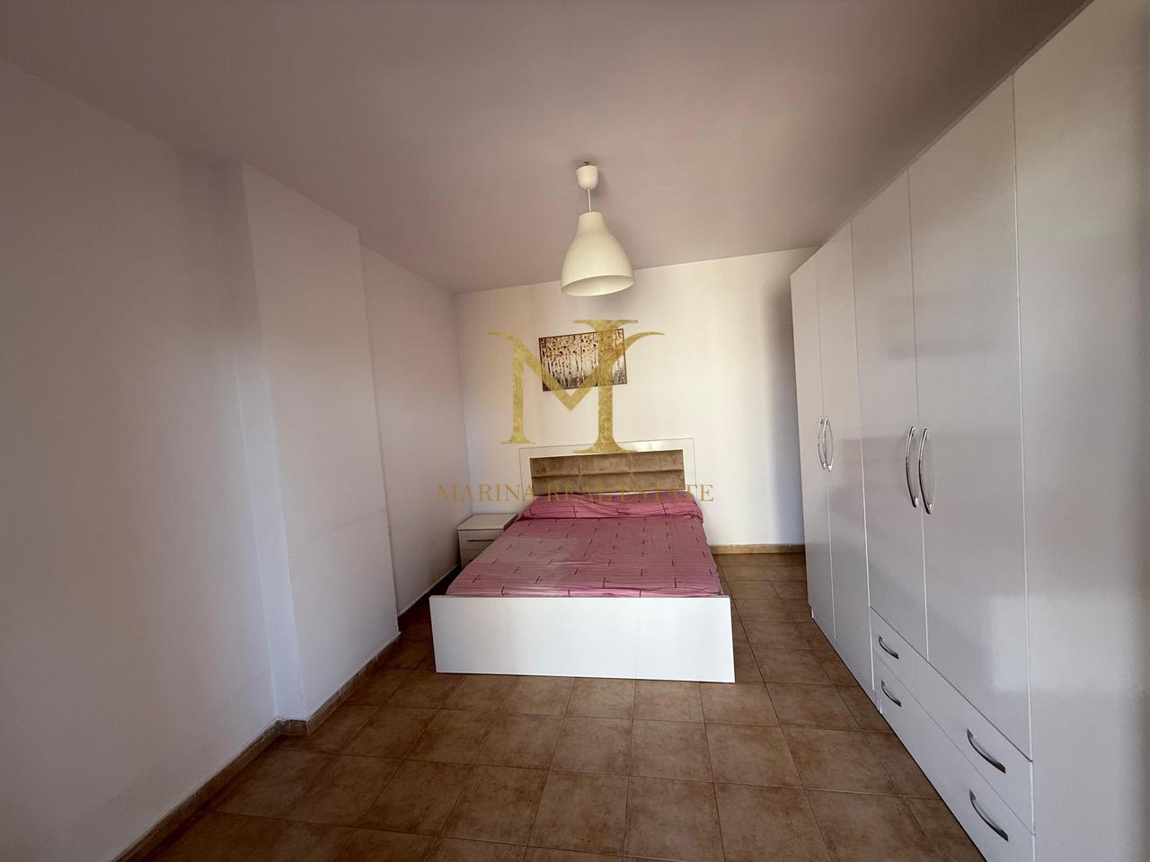 SHITET APARTAMENT 1+1 ME KUZHINE TE VECUAR + VERANDE NE PLEPA KOMPLEKSI ROTONDO !