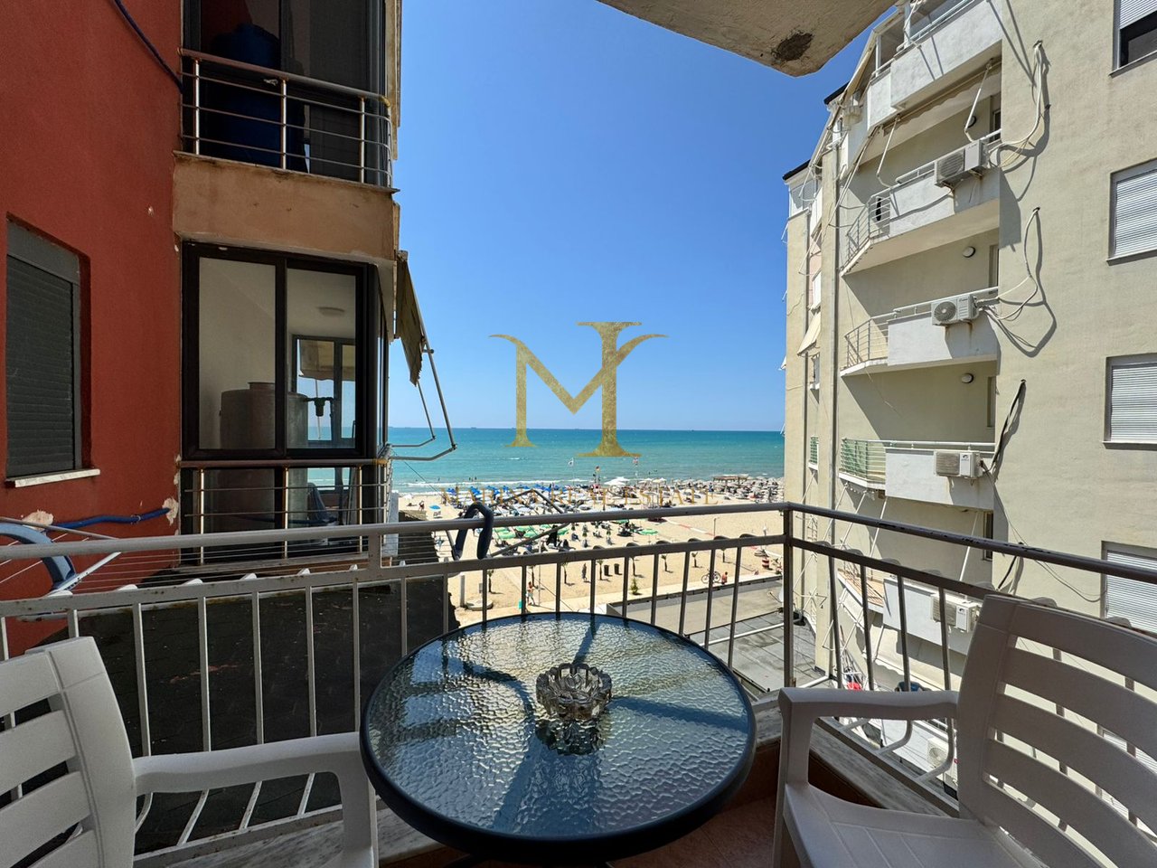 Vendesi Appartamento 1+1 – Prima linea sul mare, vista mozzafiato sul mare – Scoglio di Kavaja, Durazzo