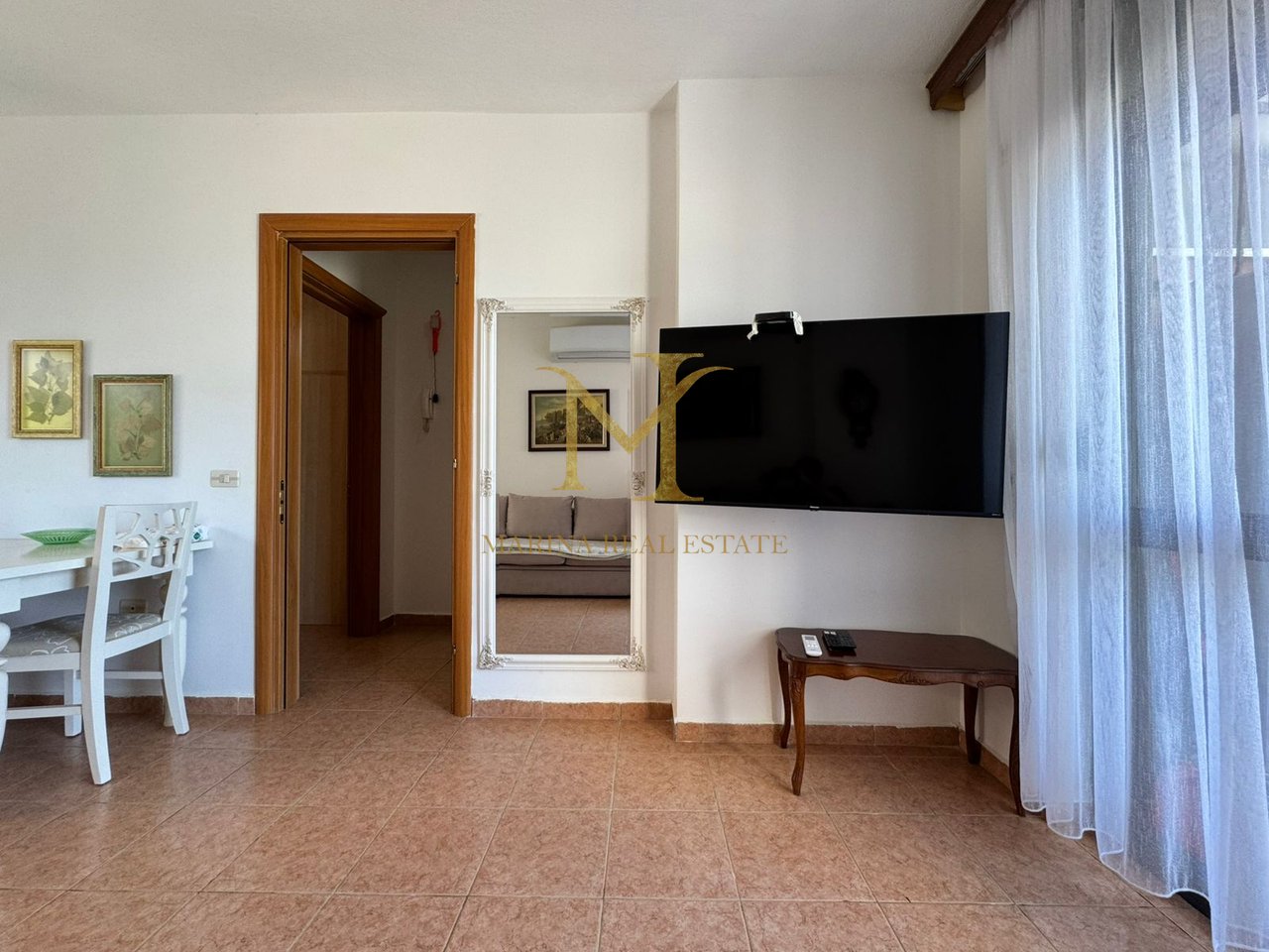 Vendesi Appartamento 1+1 – Prima linea sul mare, vista mozzafiato sul mare – Scoglio di Kavaja, Durazzo