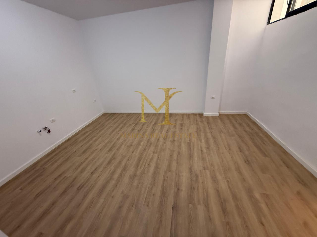 OFROHET PER SHITJE APARTAMENT PRANE SHKOLLES BAJRAM CURRI !!