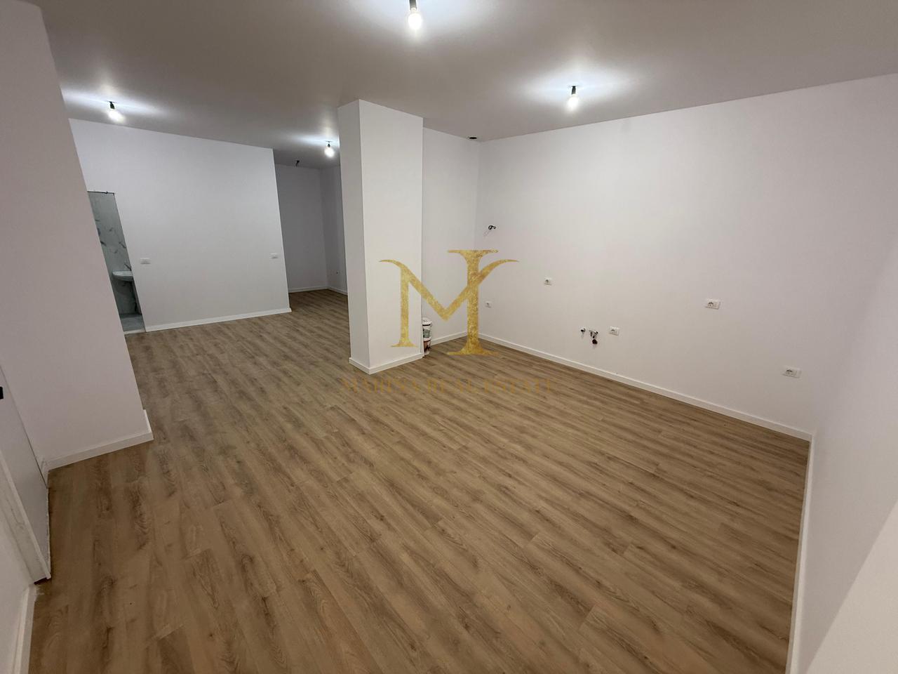 OFROHET PER SHITJE APARTAMENT PRANE SHKOLLES BAJRAM CURRI !!